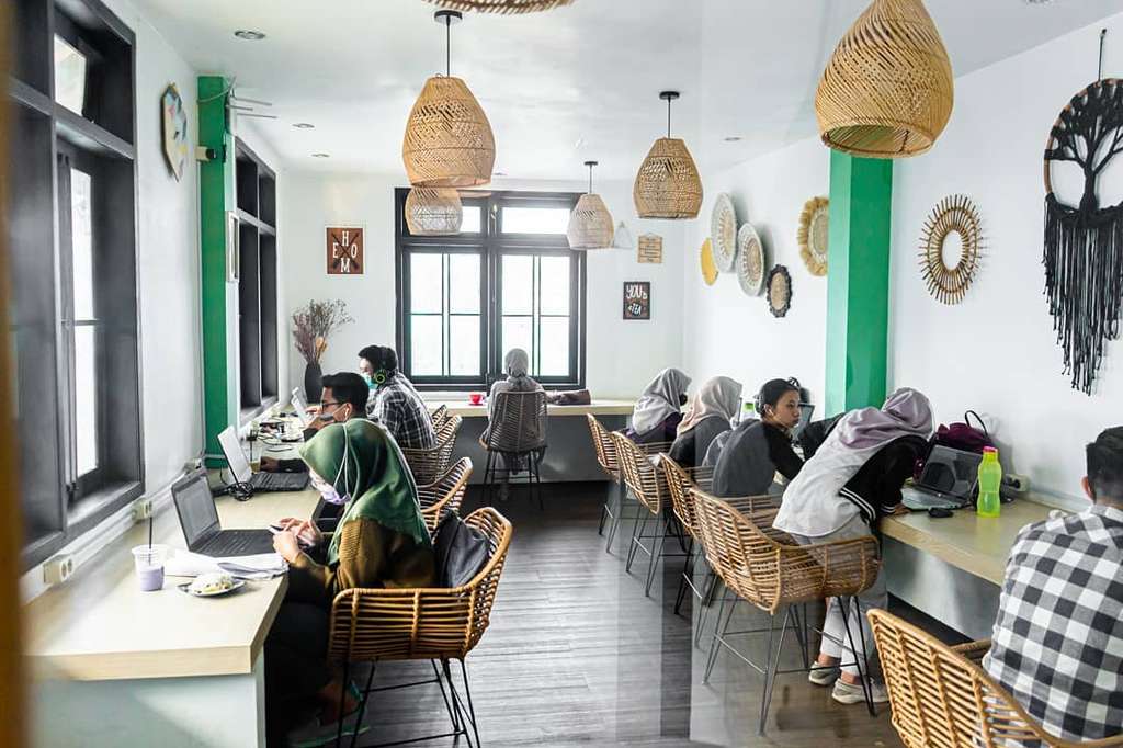 Semusim Cafe