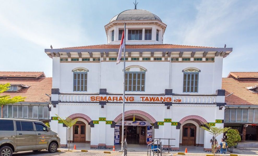 Destinasi Wisata Semarang - Stasiun Tawang