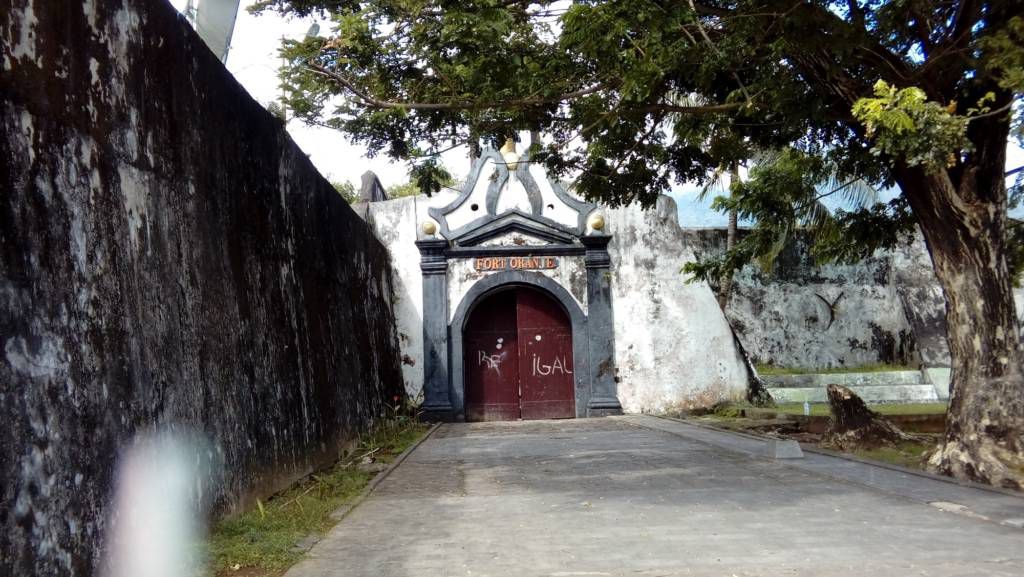 Tempat Wisata di Ternate - Fort Oranje