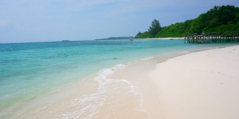 Wisata Pantai Jawa Barat - Pantai Pasir Putih