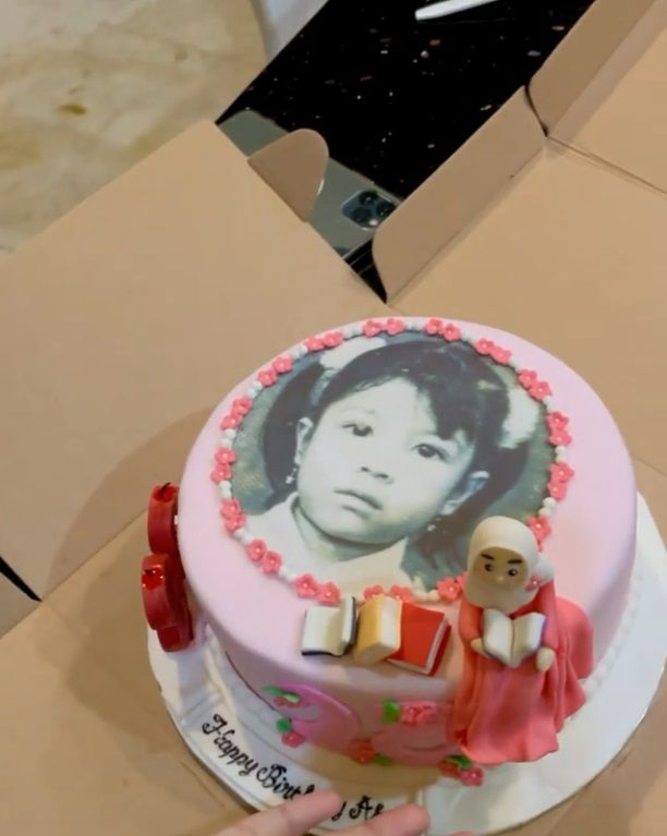 Kue Ulang Tahun Natasha Rizky