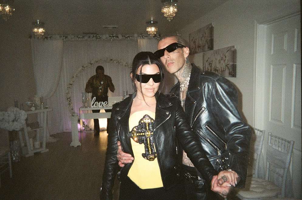 Kourtney Kardashian dan Travis Barker