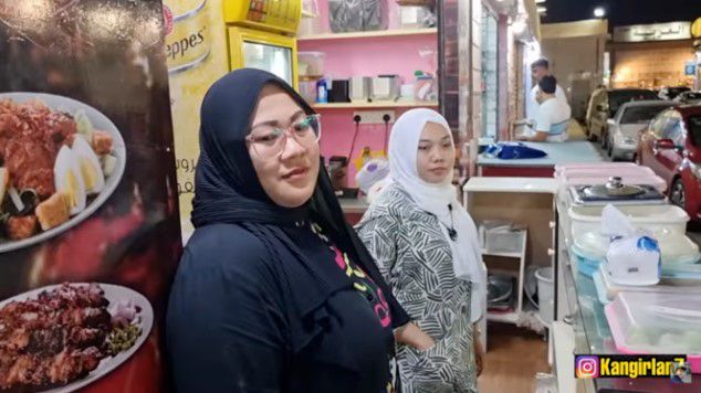 Ibu Asal Indonesia Sukses Buka Warung di Arab Saudi