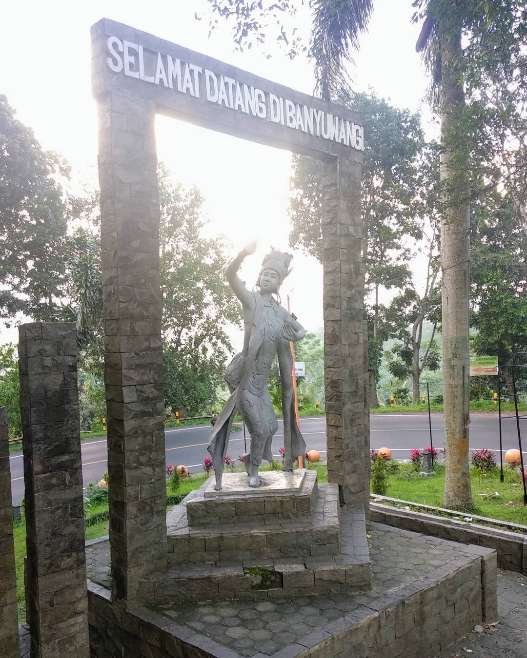 Patung Gandrung Banyuwangi