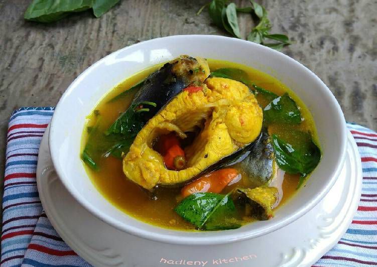 Makanan Khas Indonesia - Gulai Ikan Patin