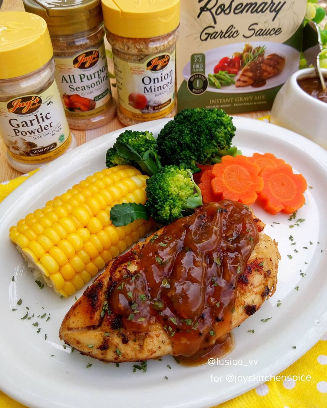 Resep Makan Siang Sehat -  Chicken Steak Rosemary Garlic Sauce