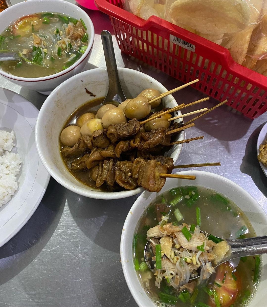 Kuliner Malam Semarang - Soto Bangkong