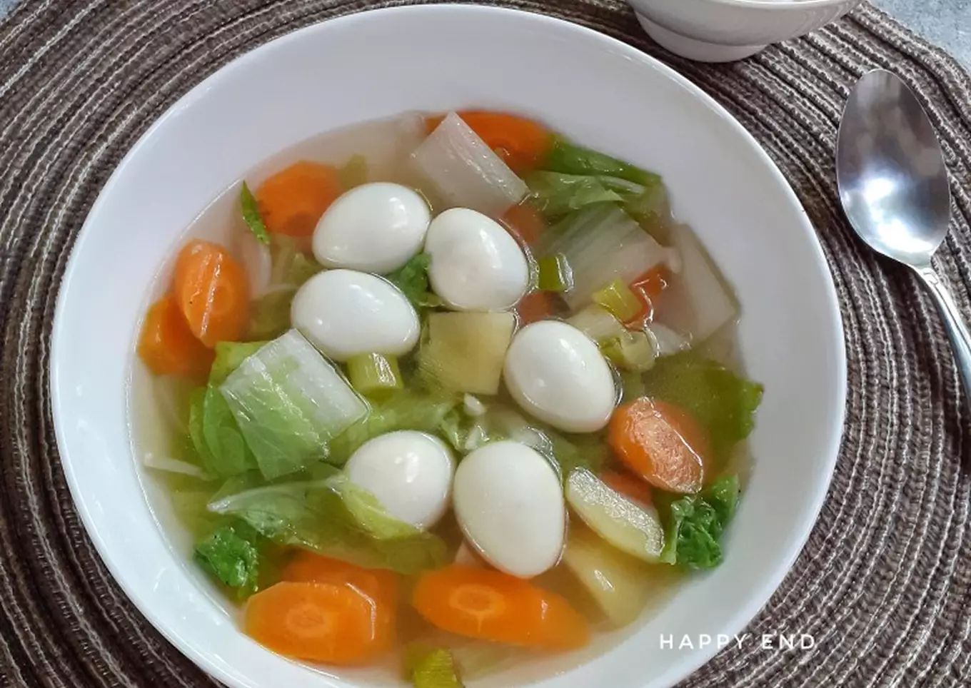 Sup Sawi Putih dengan Telur Puyuh