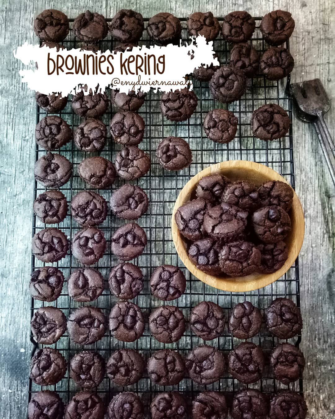 Resep Brownies Kering Simple dan Cara Membuatnya