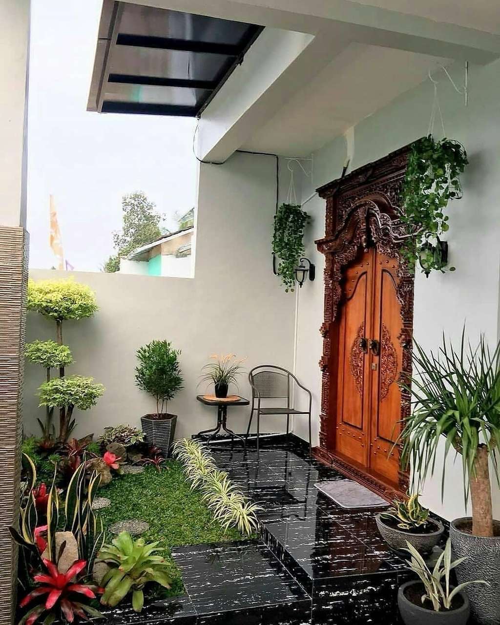 Taman Minimalis Depan Rumah di Lahan Sempit