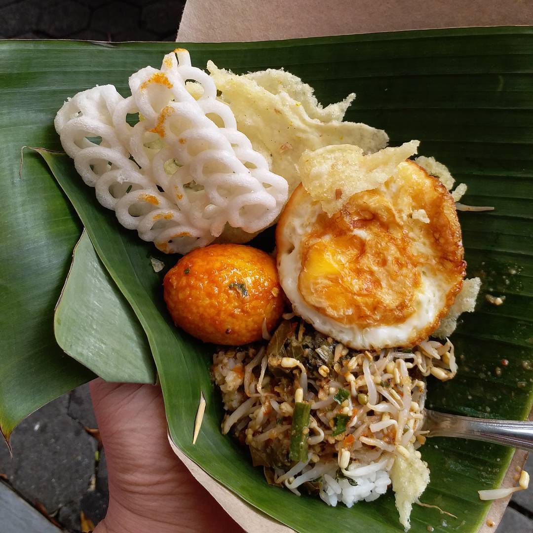 Wisata Kuliner Malang - Pecel Pincuk Winongo