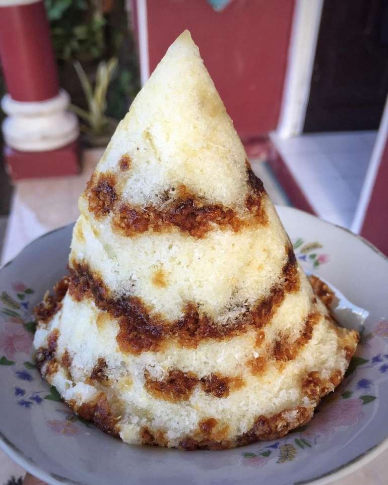 Nama Makanan Tradisional Indonesia - Kue Suami