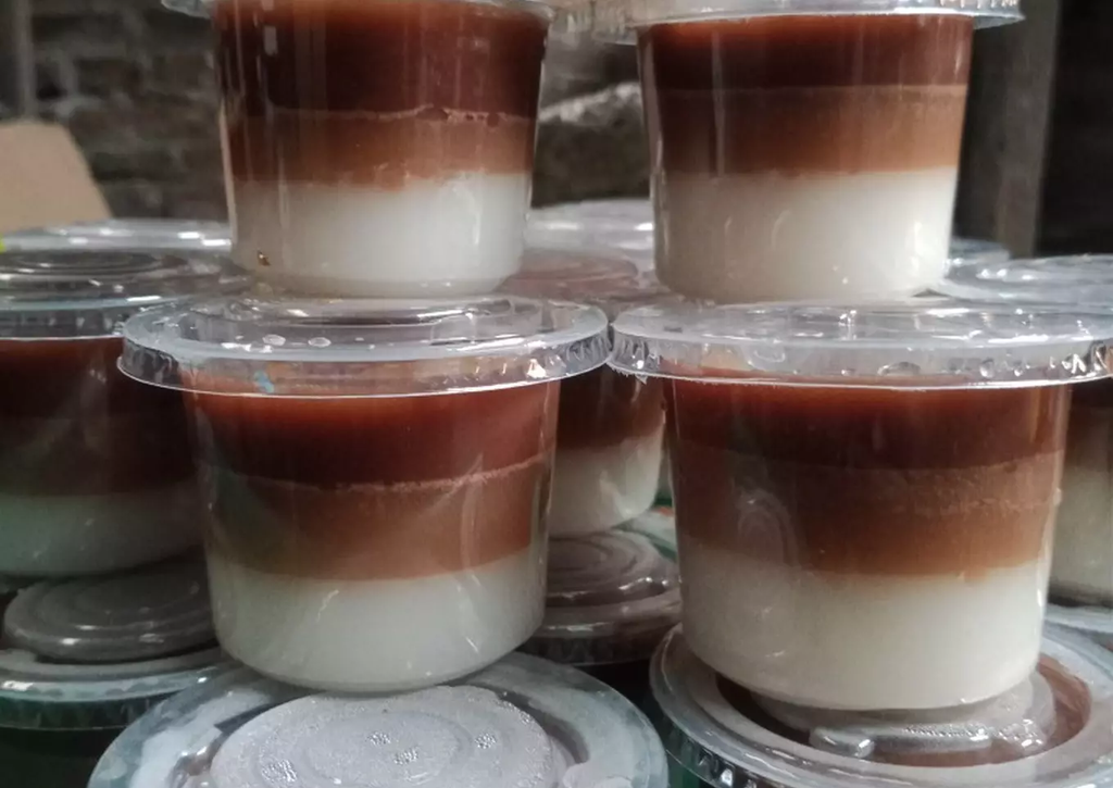 Puding Tiramisu Ekonomis dan Sederhana