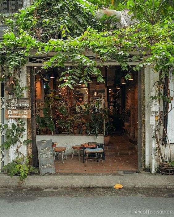 Desain Warung Kopi Homey di Depan Rumah