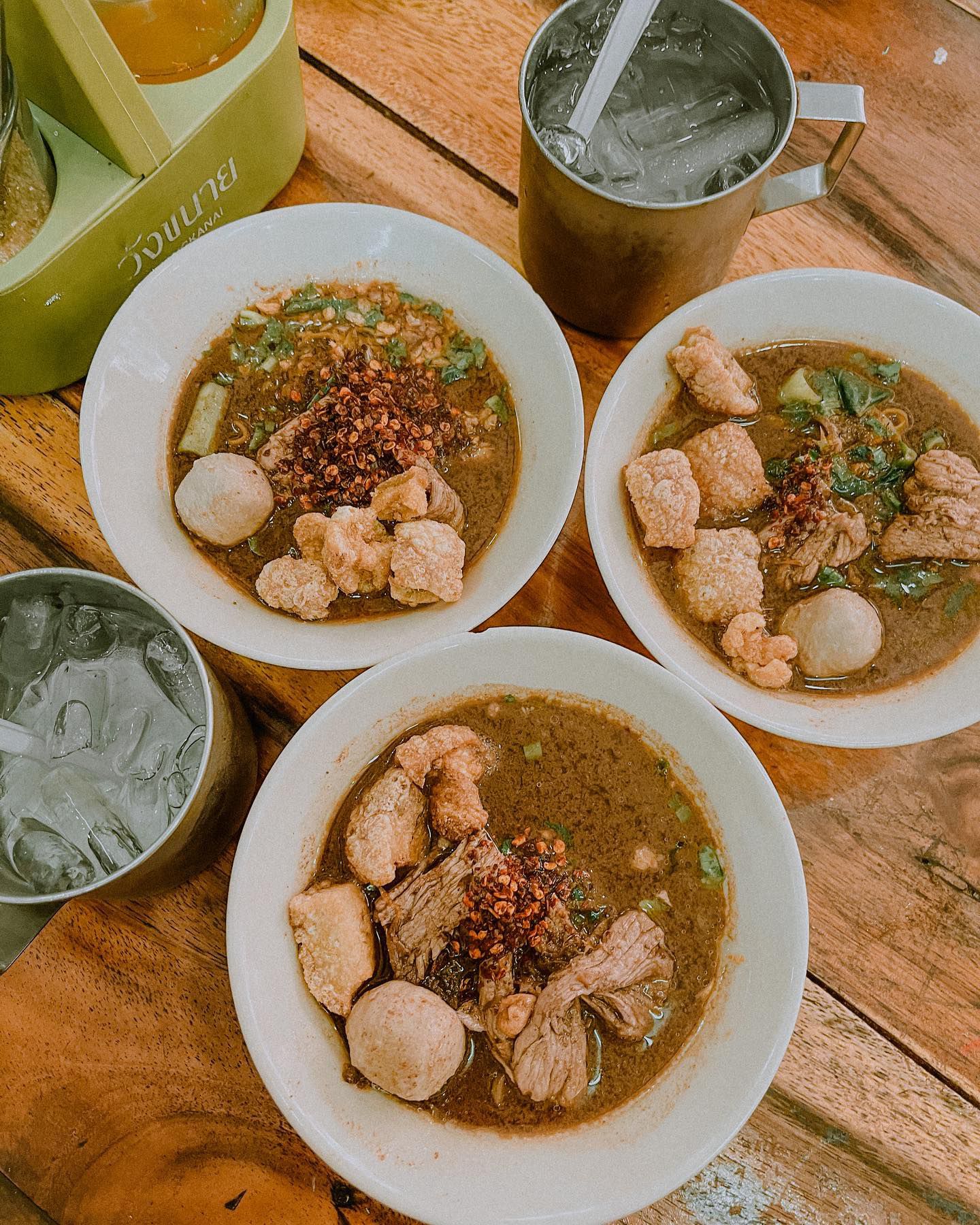 Wisata Kuliner di Bangkok - Lung Pratunam Boat Noodles