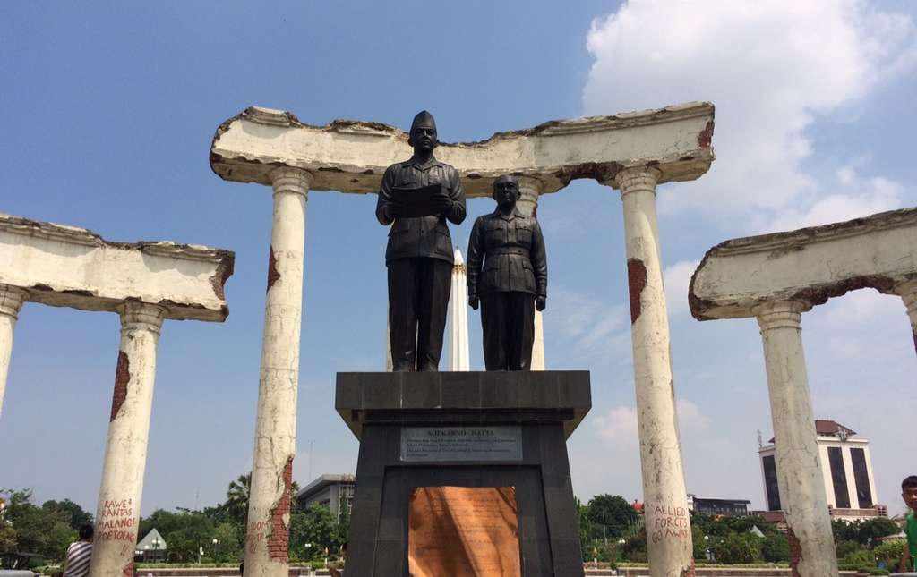 Monumen Hari Pahlawan