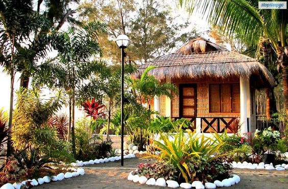 Rumah Gubuk Bambu Minimalis