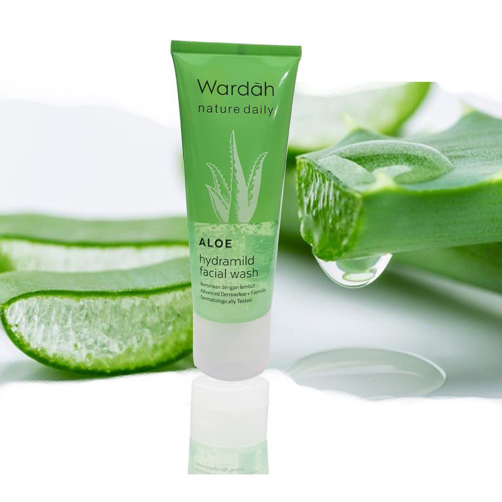 Skincare untuk Kulit Kering - Wardah Nature Daily Aloe Hydramild Facial Wash
