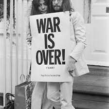 Happy Xmas (War is Over) - John Lennon & Yoko Ono