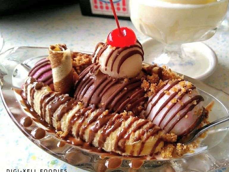 Tips Membuat Banana Split Homemade