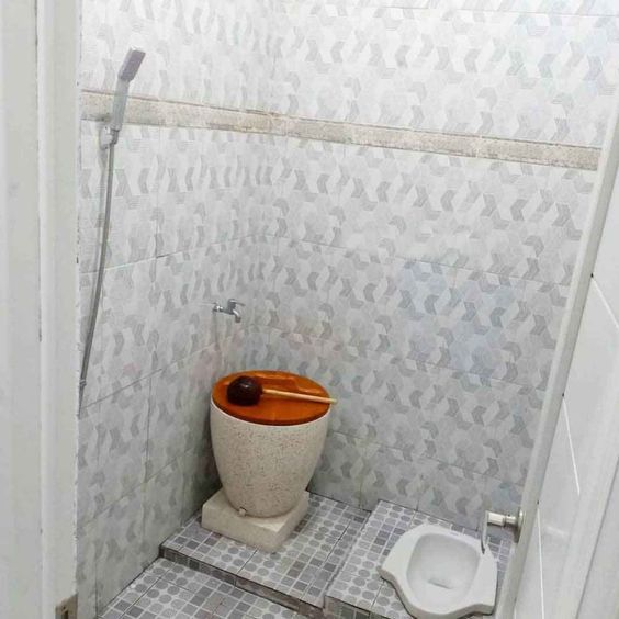 Ide Toilet Jongkok Minimalis