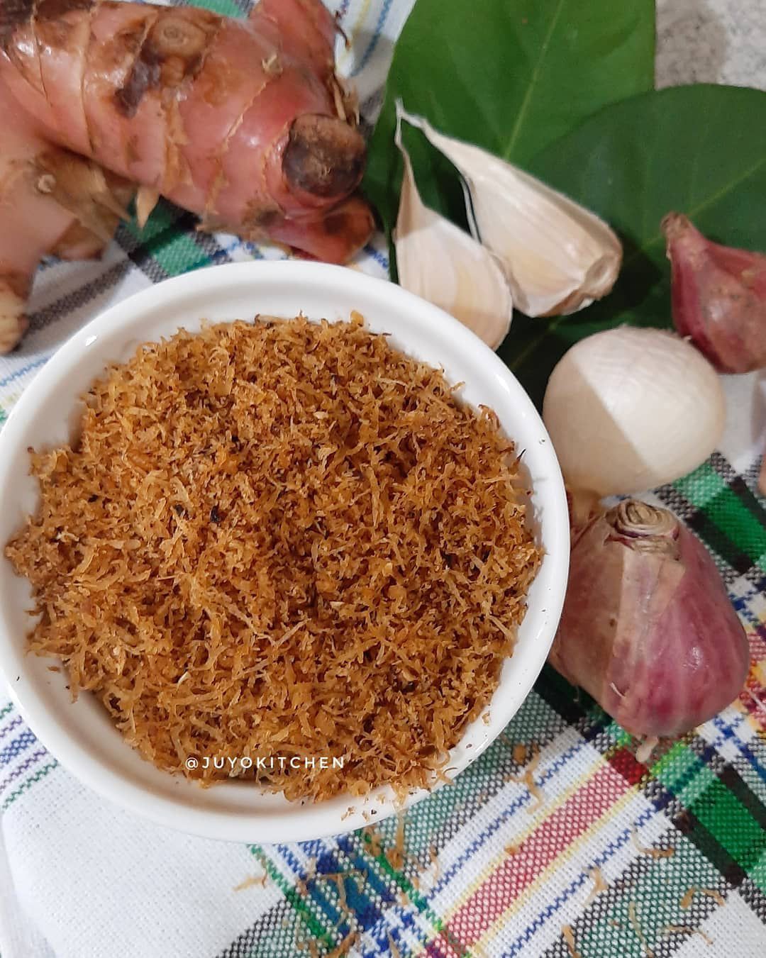 Resep Serundeng Kelapa untuk Nasi Ulam