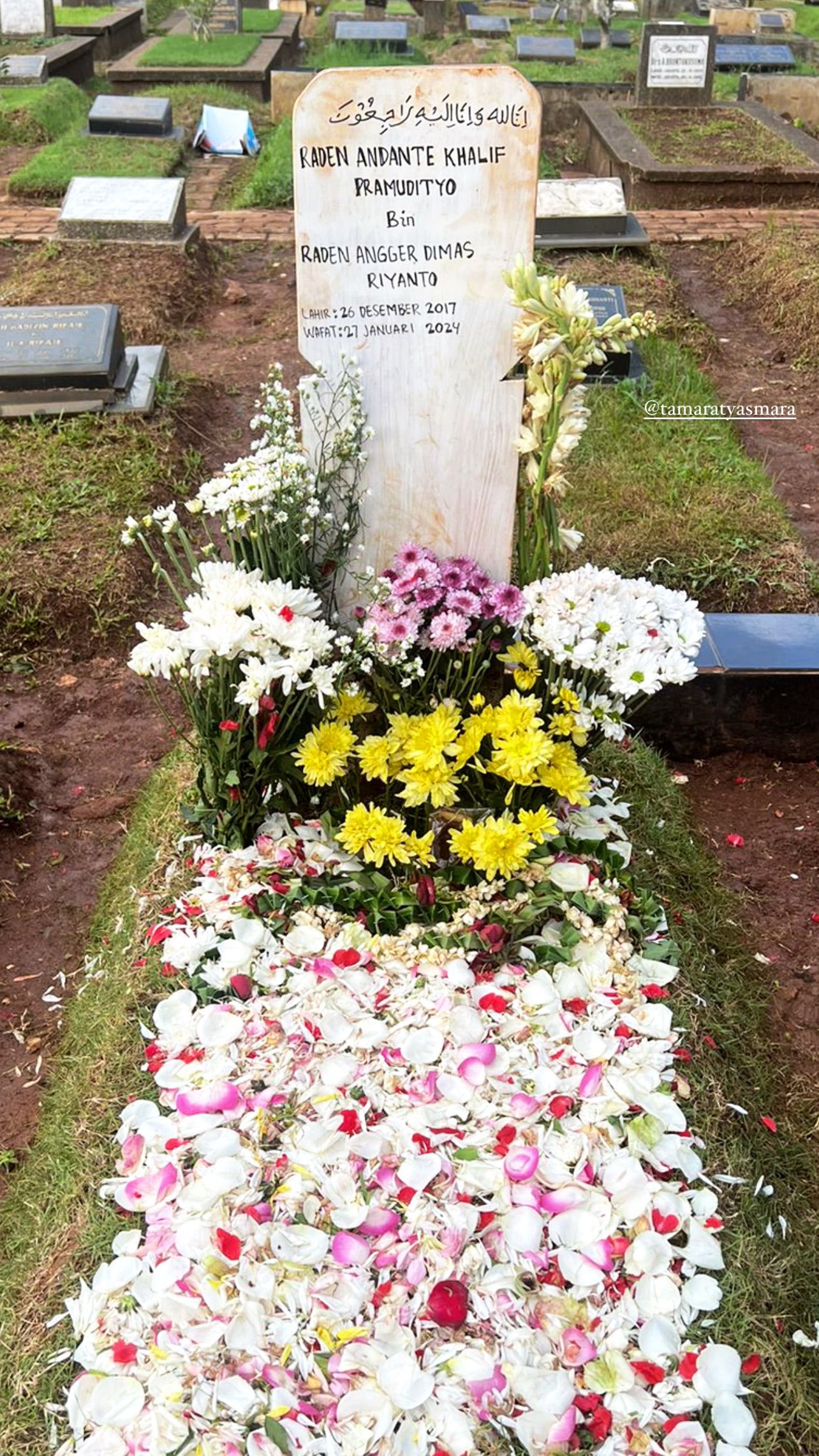 Pemakaman Dante Anak Tamara Tyasmara