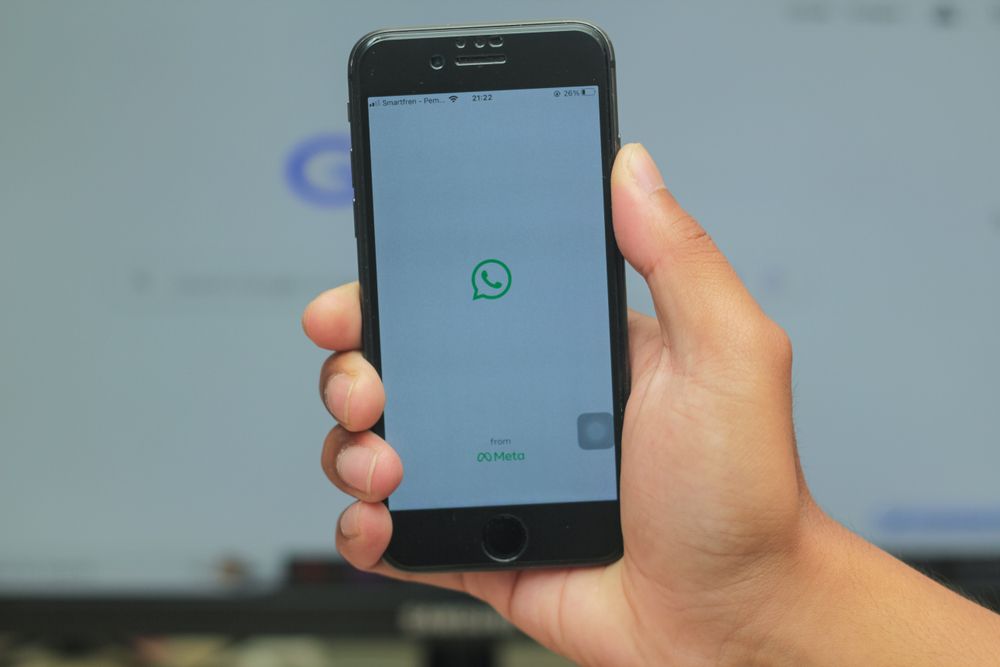 Cara Menyadap WhatsApp dari Jauh