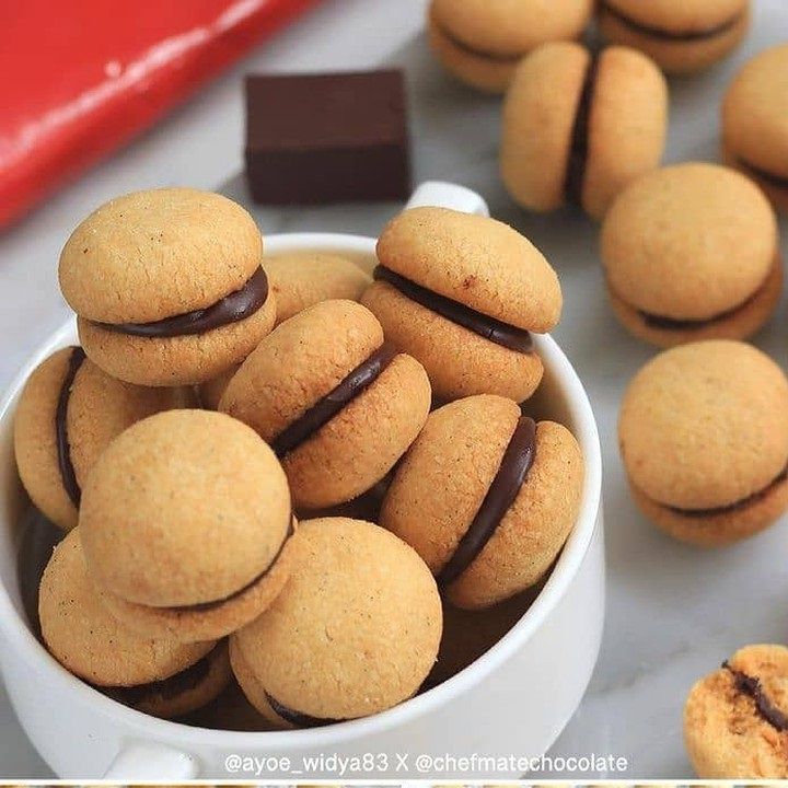 Resep Kue Kering Renyah - Baci di Dama Italian Hazelnut Cookies