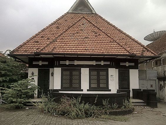 Rumah Belanda Kuno