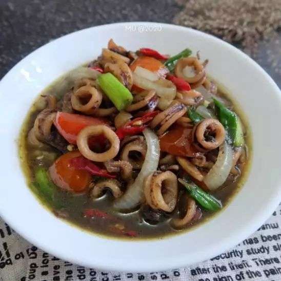 Resep Masakan Mudah dna Cepat - Cumi Hitam Saus Tiram