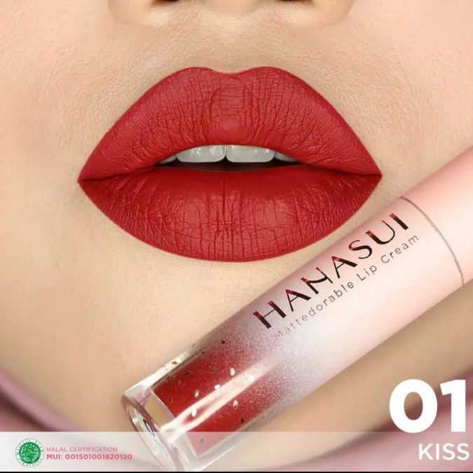 Rekomendasi Lipstik Merah Lokal - Hanasui Mattedorable Lip Cream - 01 Kiss
