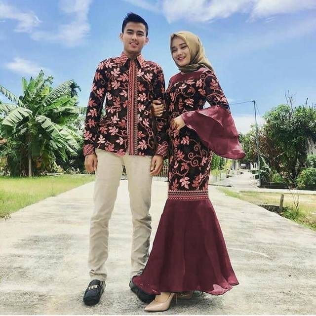 Rekomendasi Baju Lebaran Couple - Batik Modern