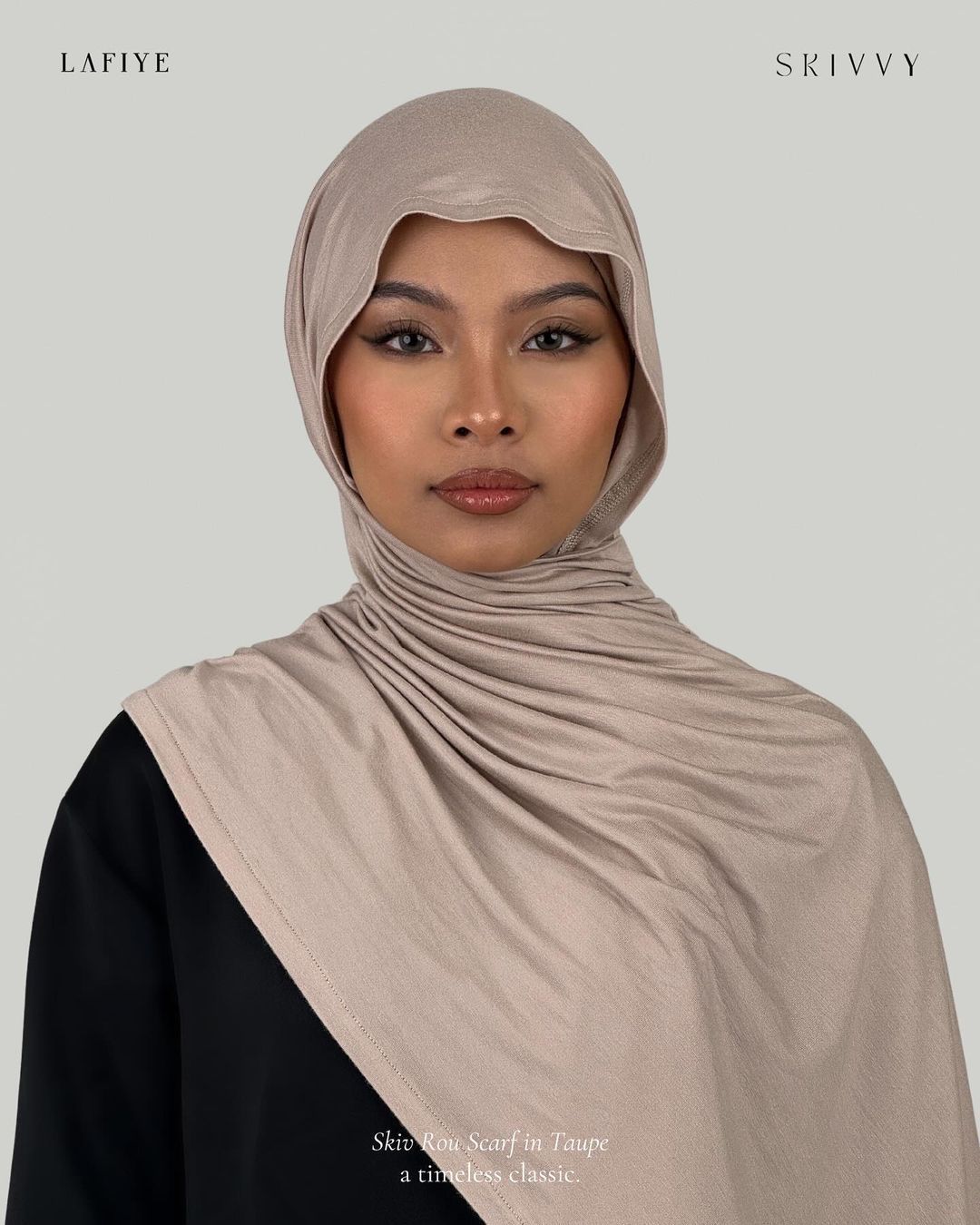 Warna Jilbab Lebaran Untuk Kulit Sawo Matang - Taupe