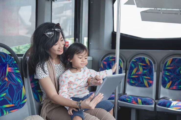 Cara Mengatasi Balita Tantrum di Transportasi Umum