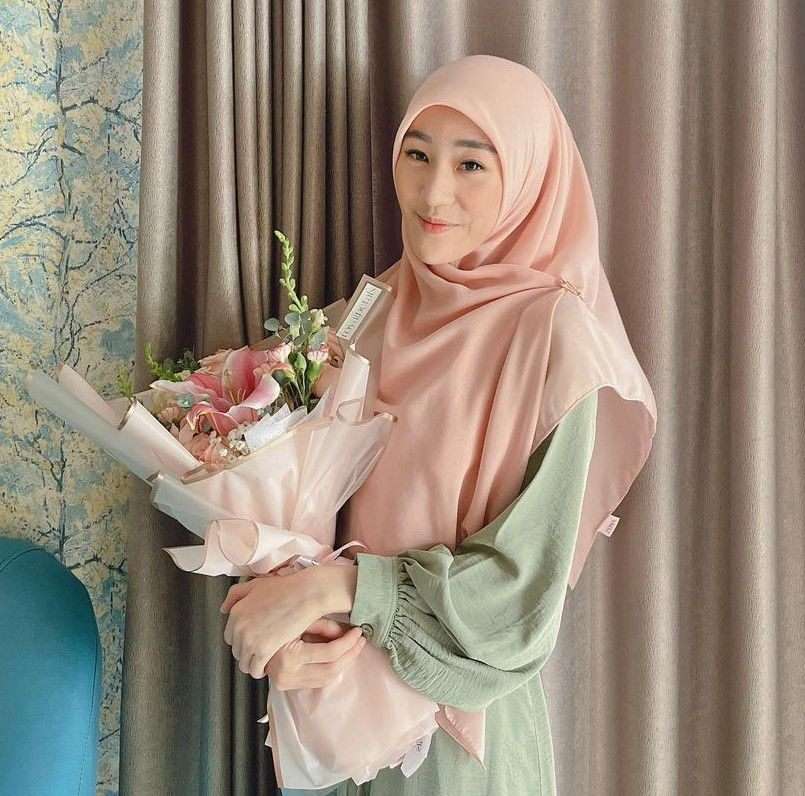 Kerudung Yang Cocok Untuk Gamis Sage - Peach