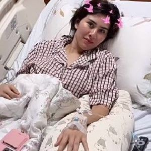 Syahnaz Sadiqah Dirawat di Rumah Sakit
