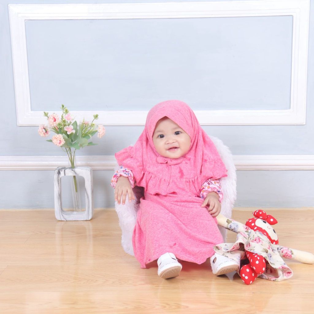 Tips Memilih Baju Lebaran Bayi Perempuan - Ukuran yang Sesuai