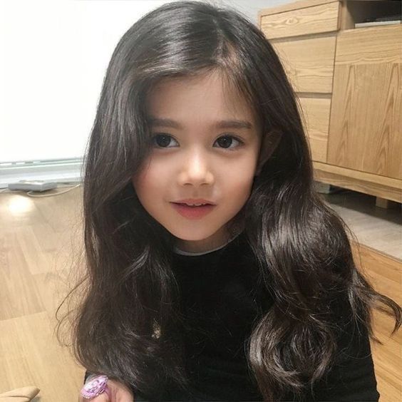 Model Rambut Anak Perempuan Ala Korea - Side Bang