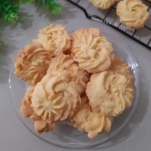 Resep Butter Cookies Irit Bahan Gurih