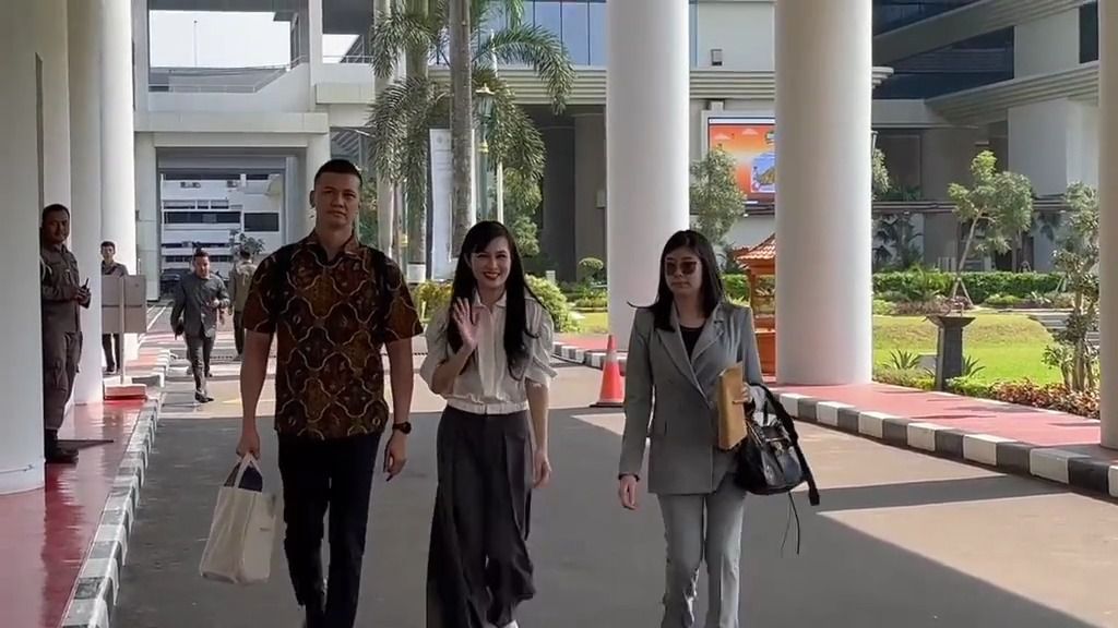 Sandra Dewi Jalani Pemeriksaan di Kejagung