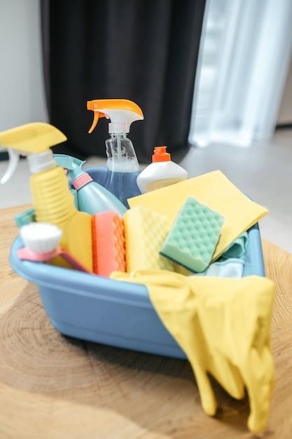 Kesalahan yang Sering Terjadi saat Bersihkan Rumah
