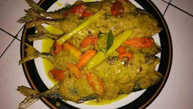 Resep Pesmol Ikan Kembung Bumbu Kuning