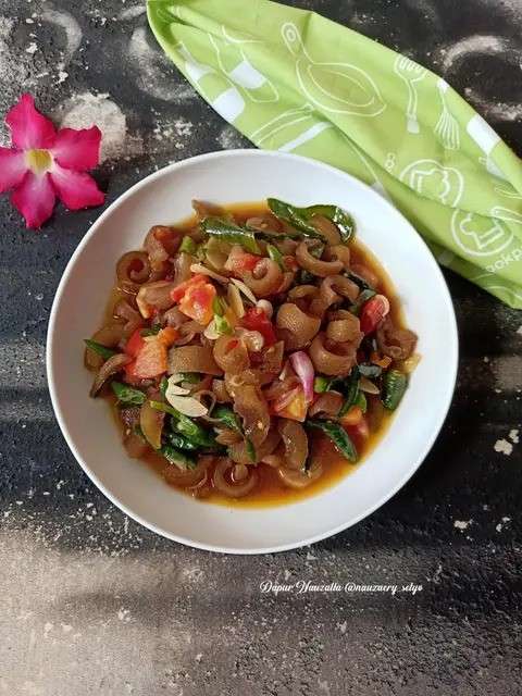 Resep Oseng Kikil Mercon Cabe Ijo