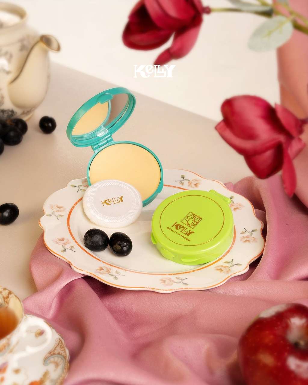 Skincare Kelly Compact Powder