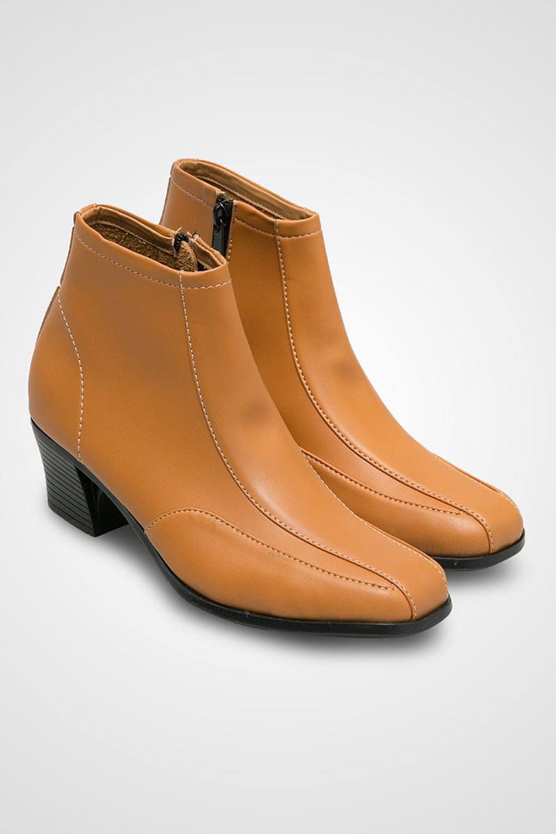 Rekomendasi Sepatu Boots Wanita Brand Lokal - Londi Boots dari Berrybenka