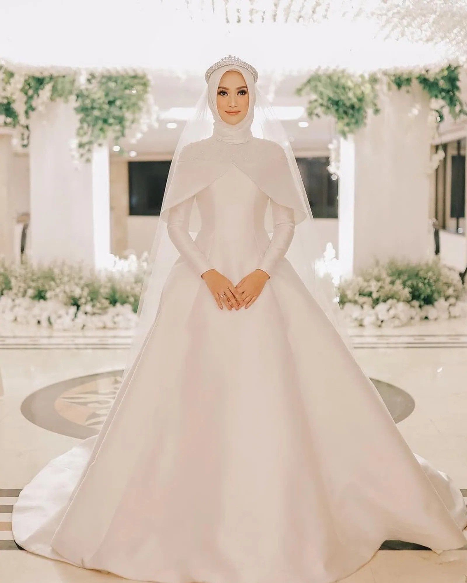 Gaun Pengantin Hijab - Ball Gown