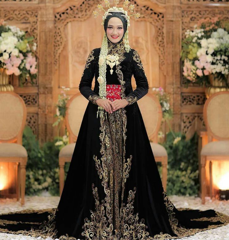 Gaun Pengantin Hijab - Tradisional