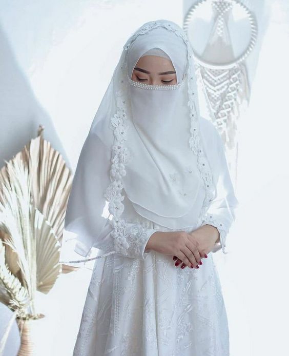 Pengantin Bercadar Modern - Gaun Minimalis dengan Cadar Yaman