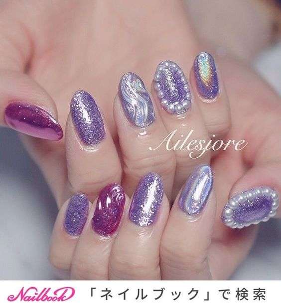 Inspirasi Nail Art Aesthetic - Purple Hologram Nails